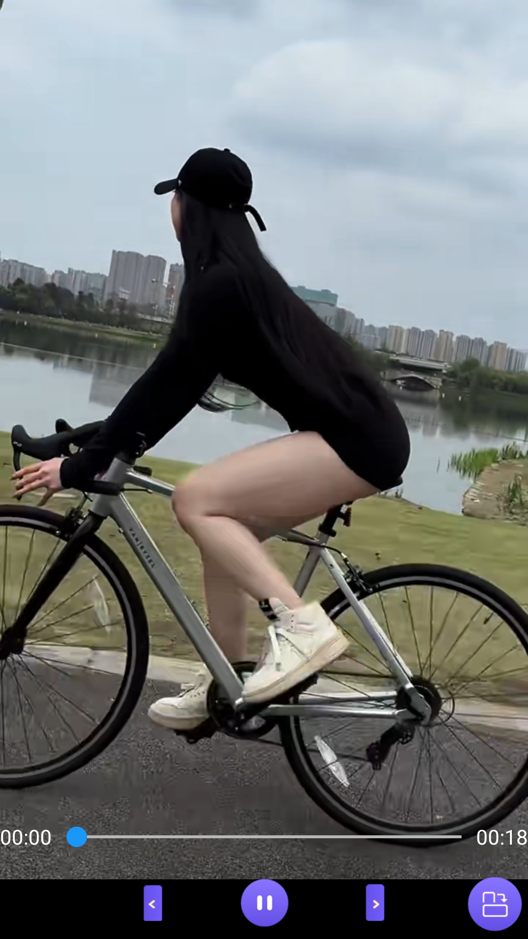 求助，这是哪个女s呀截图